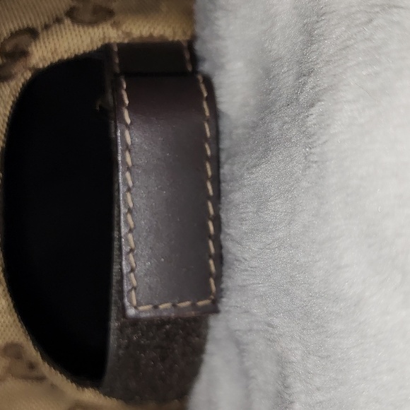 GUCCI - Picture 4 of 10